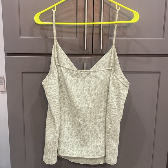 FAB'RIK Light Sage Sleeveless Blouse with Shell Pattern - Picture 3 of 3